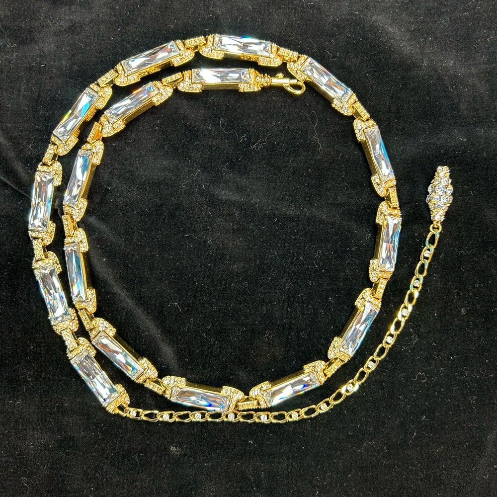 St.John Belt Vintage GORGEOUS Gold Tone and Rhinestones‎ 43”